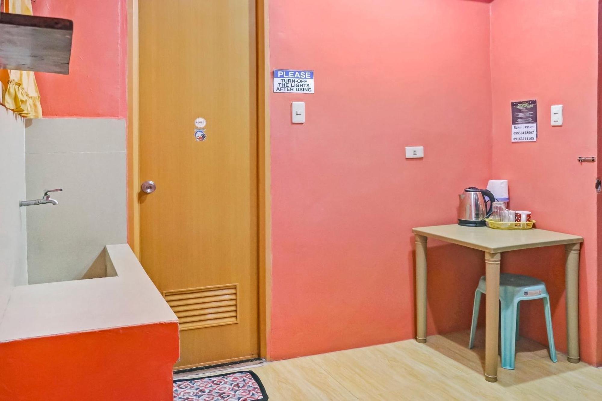 Solanos Transient House Hotel Pasay Exterior foto